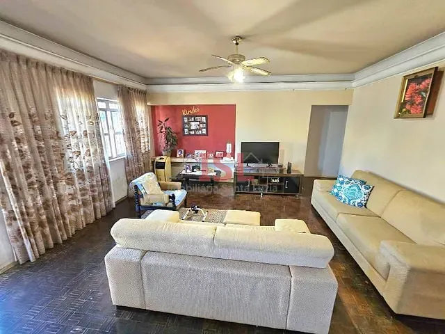 Casa com 459m² 4 quartos e 2 banheiros, à venda, no bairro Vila Mimosa em Campinas