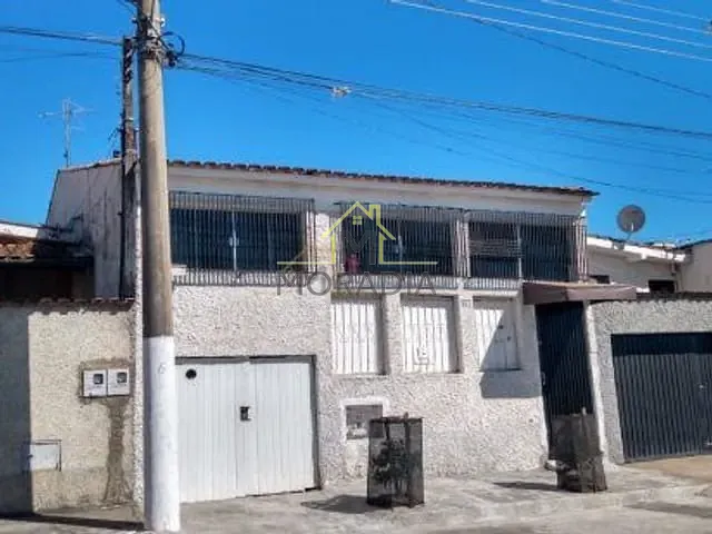 Casa com 140m² 3 quartos e 1 banheiro, à venda, no bairro Vila Progresso em Guaxupé