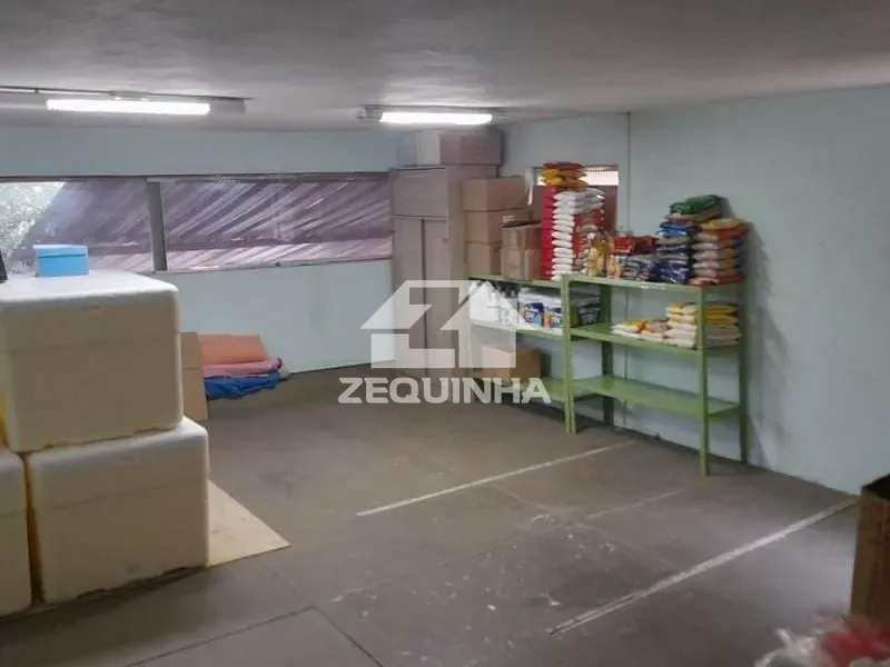 Casa, 2 quartos, 200 m² - Foto 9