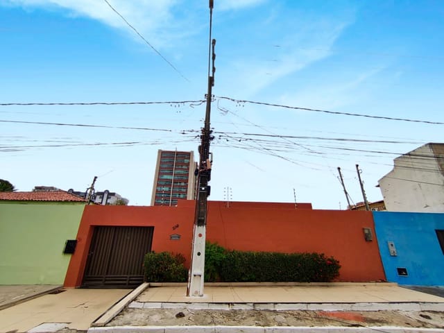 Casa com 420m² 3 quartos e 3 banheiros, à venda, no bairro Atalaia em Aracaju