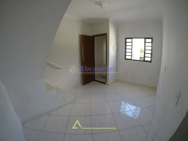Casa 1 quarto e 1 banheiro, à venda ou para alugar, no bairro Jardim São Vicente em São Paulo