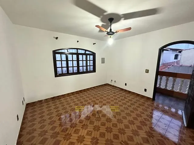 Casa com 190m² 4 quartos e 2 banheiros, à venda, no bairro Parque Boturussu em São Paulo