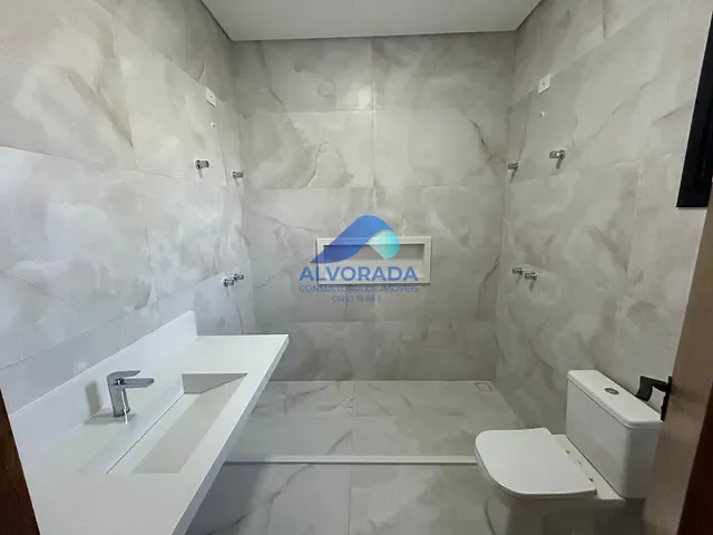 Casa com 275m² 3 quartos e 1 banheiro, à venda, no bairro Lotamento Floresta em São José dos Campos