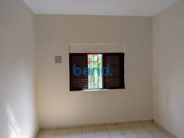 Casa com 100m² 3 quartos e 1 banheiro, à venda, no bairro Centro em Porto Feliz