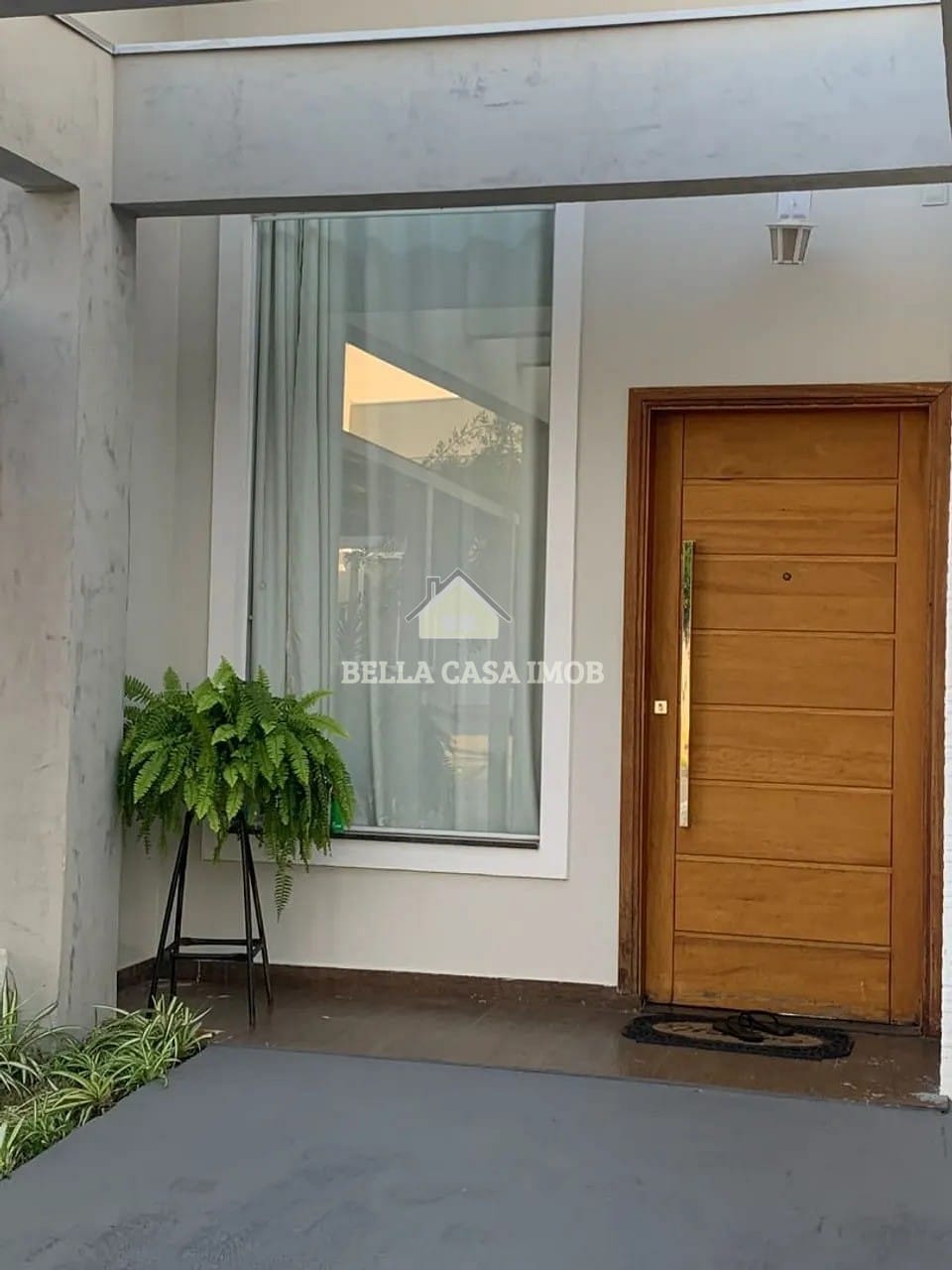 Casa para alugar com 3 quartos, 115m² - Foto 1