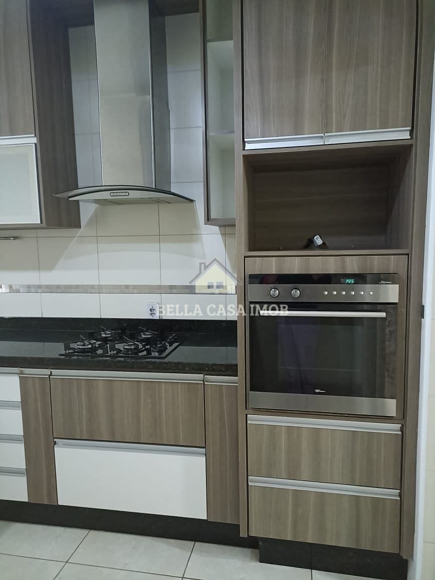 Casa para alugar com 3 quartos, 115m² - Foto 2