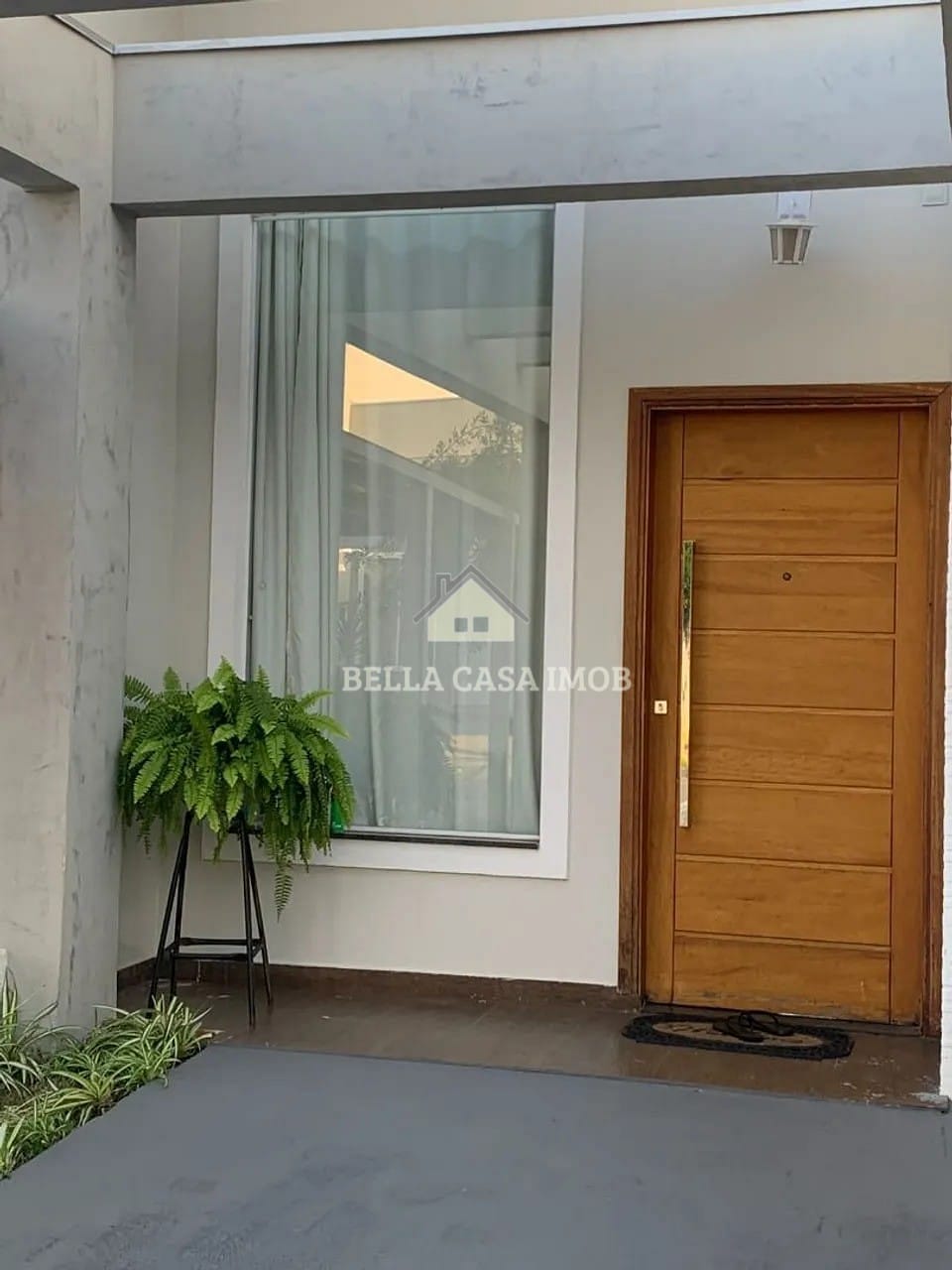 Casa para alugar com 3 quartos, 115m² - Foto 1