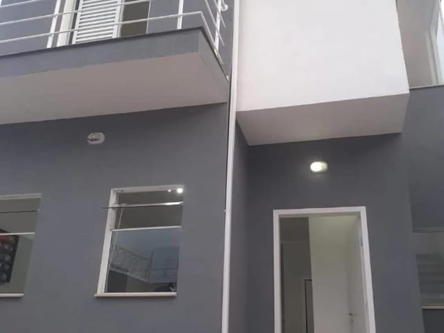 Casa com 160m² 3 quartos e 2 banheiros, à venda, no bairro Jardim São Pedro em Mogi das Cruzes