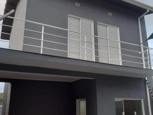Casa com 160m² 3 quartos e 2 banheiros, à venda, no bairro Jardim São Pedro em Mogi das Cruzes