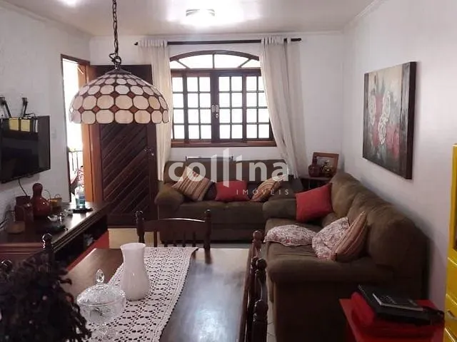 Casa com 150m² 3 quartos e 2 banheiros, à venda, no bairro Metalúrgicos em Osasco