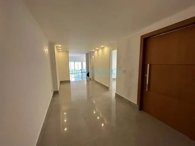 Casa com 362m² 5 quartos e 5 banheiros, para alugar, no bairro Alphaville em Santana de Parnaíba