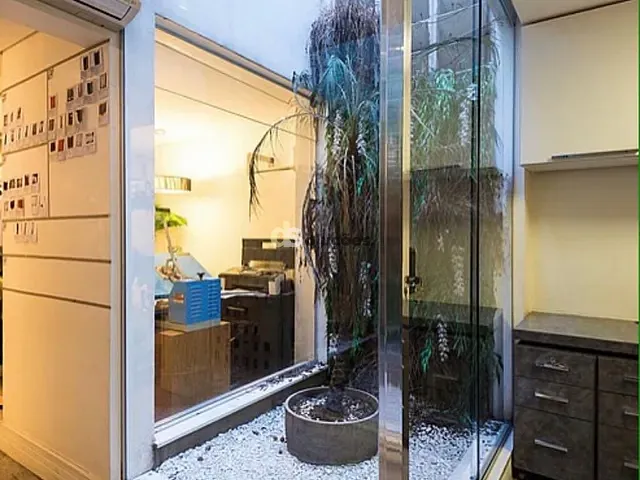 Casa à venda, no bairro Vila Nova Conceição em São Paulo