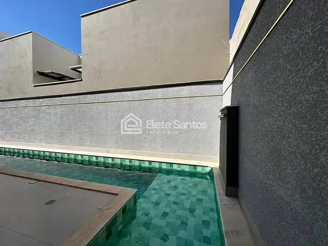 Casa com 300m² 3 quartos e 4 banheiros, à venda, no bairro Jardim Recanto das Águas em Nova Odessa