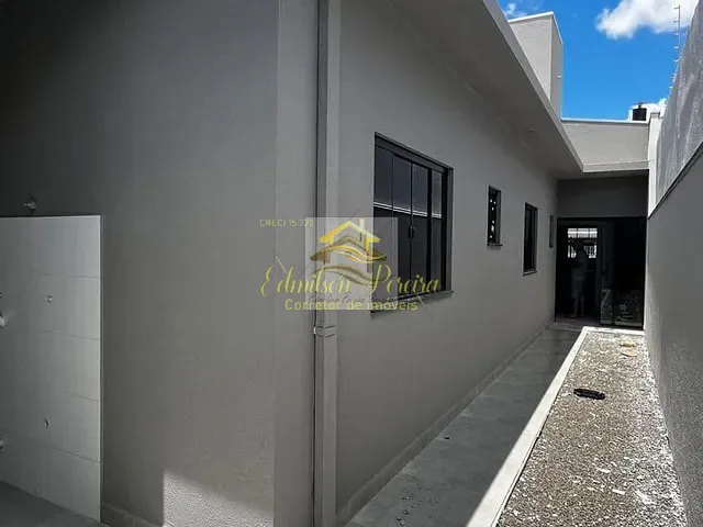 Casa com 125m² 2 quartos e 2 banheiros, à venda, no bairro Jardim Maria Luiza em Londrina