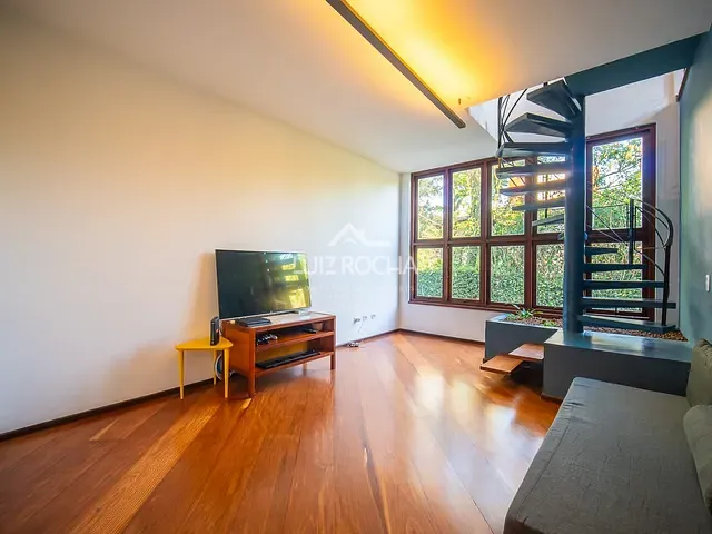 Casa com 2062m² 5 quartos e 9 banheiros, à venda, no bairro Bosque do Vianna em Cotia