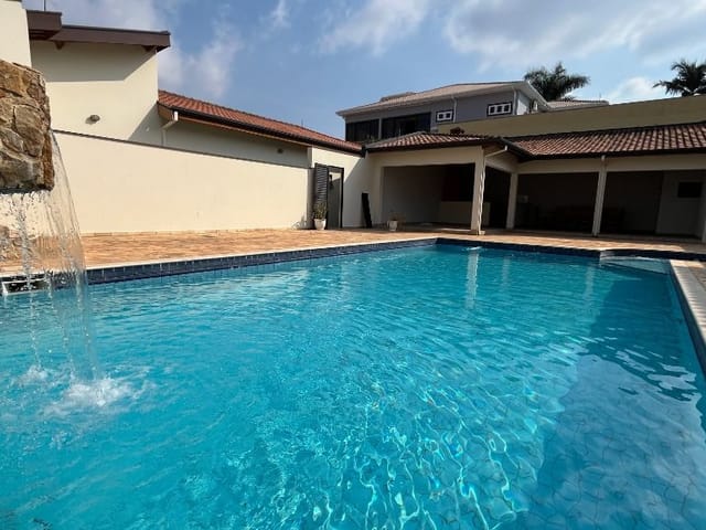 Casa com 720m² 3 quartos e 3 banheiros, à venda, no bairro Colina Verde em Tatuí