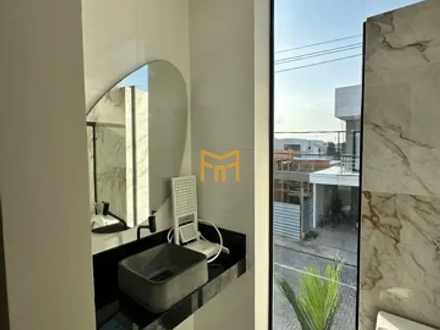 Casa com 160m² 3 quartos e 5 banheiros, à venda, no bairro Mangueirão em Belém
