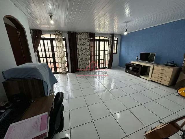 Casa com 321m² 2 quartos e 2 banheiros, à venda, no bairro Jardim Roberto em Osasco