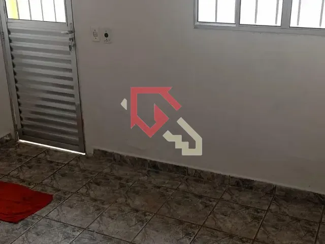 Casa 2 quartos e 2 banheiros, para alugar, no bairro Jardim Aeródromo Internacional em Suzano