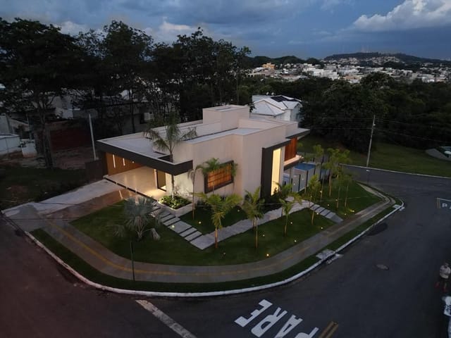 Foto do Casa - Casa à venda 4 Quartos, 4 Suites, 4 Vagas, 680M², Condomínio do Lago, Goiânia - GO | Condomínio do Lago | HOUSE & AVIATION IMOBILIÁRIA