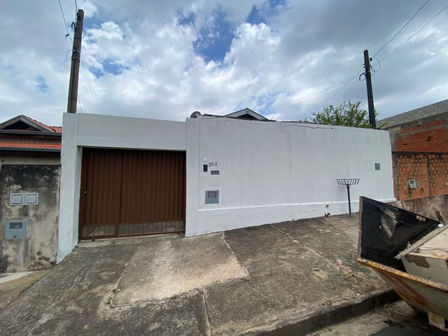 Casa com 250m² 2 quartos e 1 banheiro, para alugar, no bairro Parque Valença I em Campinas
