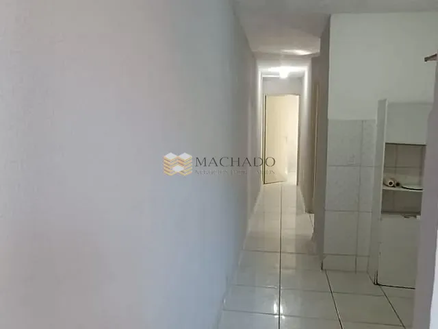 Casa 2 quartos e 1 banheiro, para alugar, no bairro Centro em Cajamar
