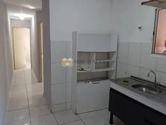 Casa 2 quartos e 1 banheiro, para alugar, no bairro Centro em Cajamar