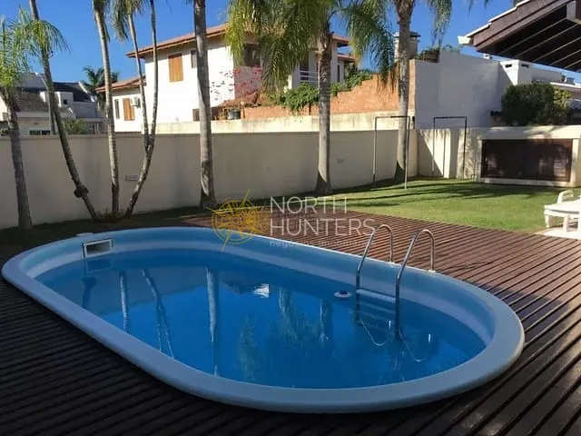 Casa com 450m² 4 quartos e 4 banheiros, para alugar, no bairro Jurerê Internacional em Florianópolis
