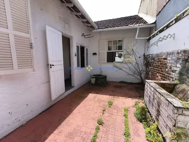 Casa 2 quartos e 2 banheiros, à venda, no bairro Duchas em Petrópolis