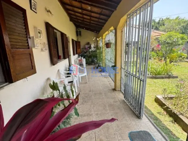 Casa com 341m² 4 quartos e 3 banheiros, à venda, no bairro sapetinga em Ilhéus