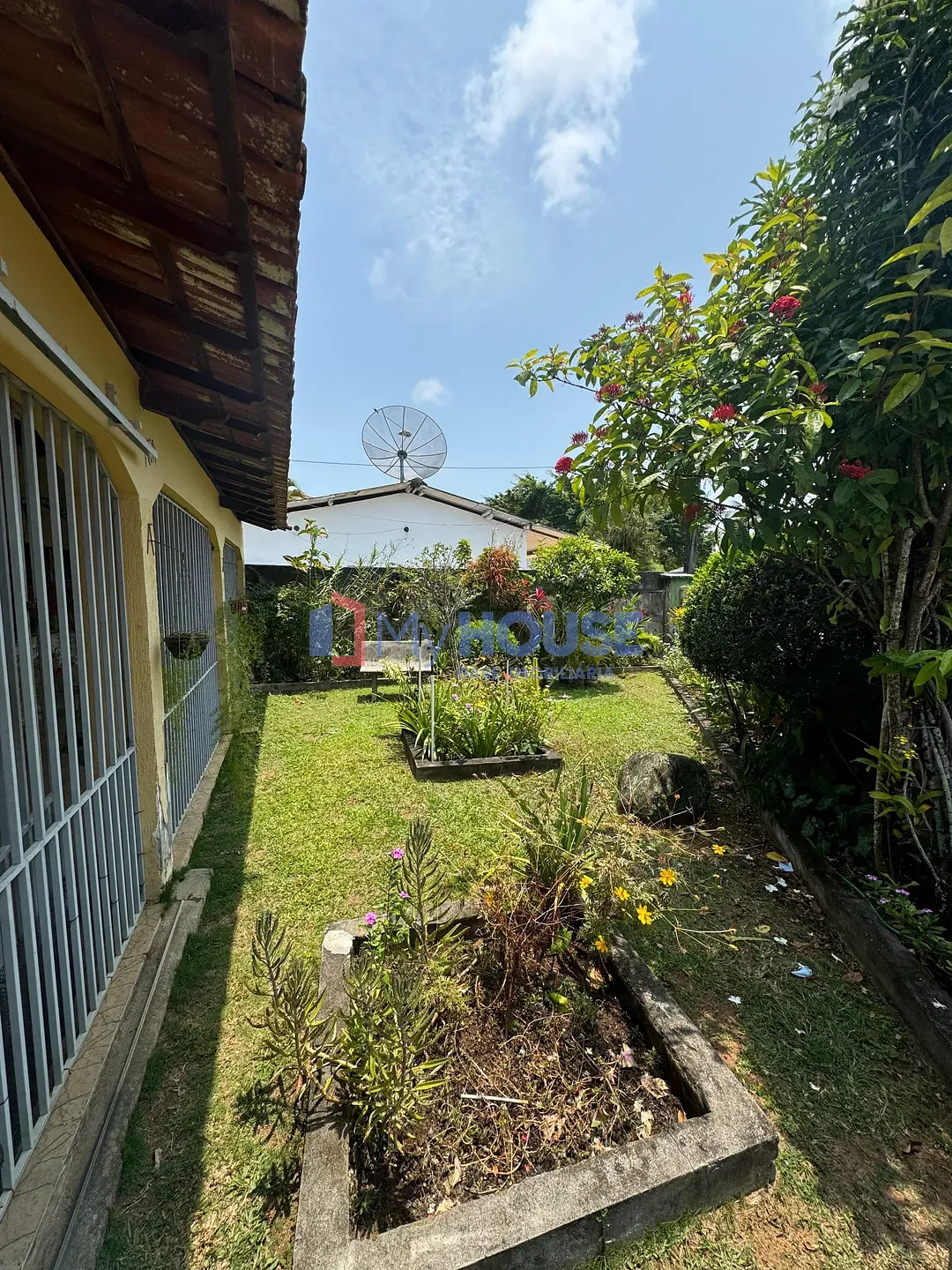 Casa, 4 quartos, 194 m² - Foto 2