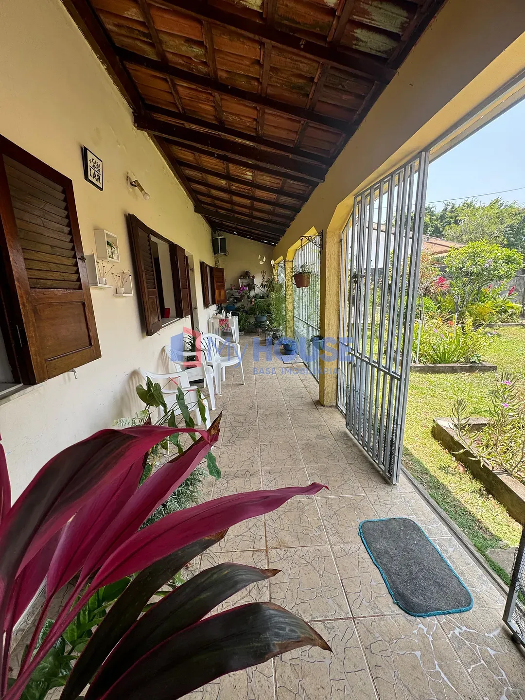 Casa, 4 quartos, 194 m² - Foto 1