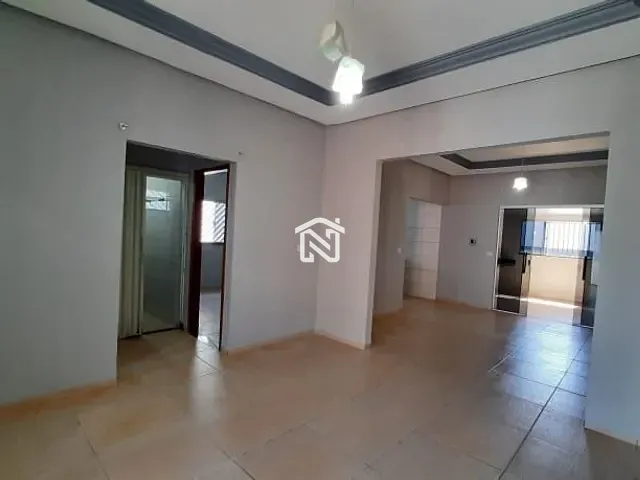 Casa com 384m² 3 quartos e 2 banheiros, para alugar, no bairro Vila Milena em Paraíso do Tocantins
