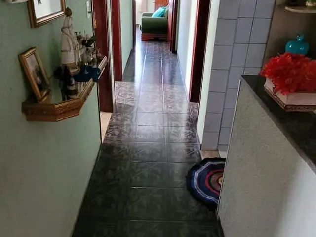 Casa com 287m² 3 quartos e 1 banheiro, à venda, no bairro Parque Primavera em Poços de Caldas