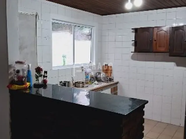 Casa com 90m² 2 quartos e 2 banheiros, à venda, no bairro Centro em Pelotas