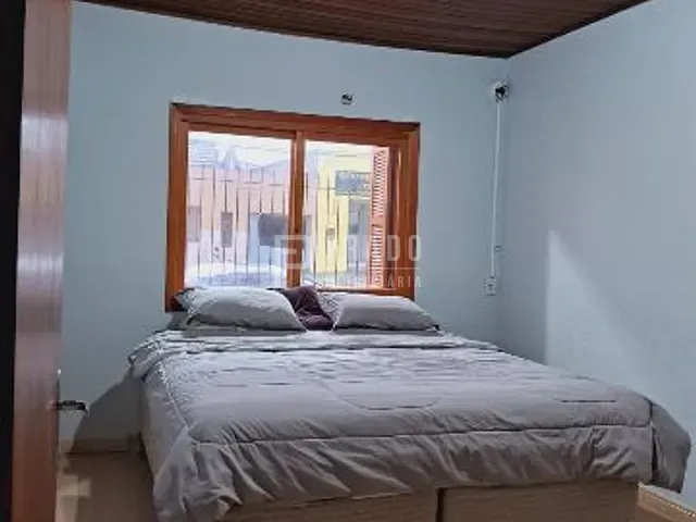 Casa com 90m² 2 quartos e 2 banheiros, à venda, no bairro Centro em Pelotas