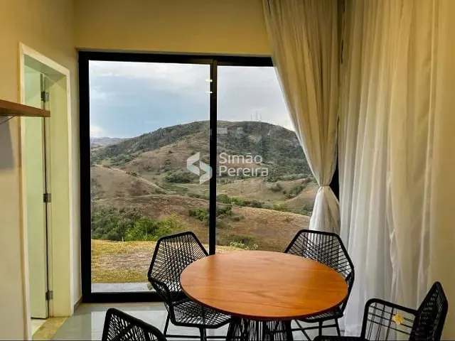 Casa com 350m² 1 quarto e 2 banheiros, à venda, no bairro Vila Paraíso em Três Rios