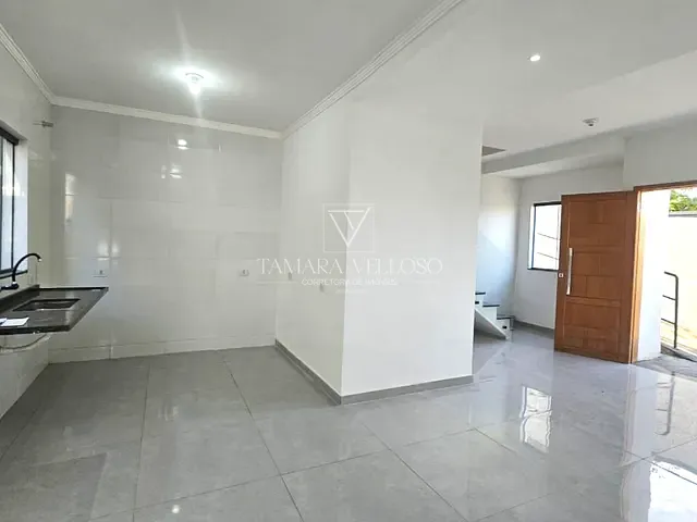 Casa 2 quartos e 3 banheiros, à venda, no bairro Vila Suissa em Mogi das Cruzes