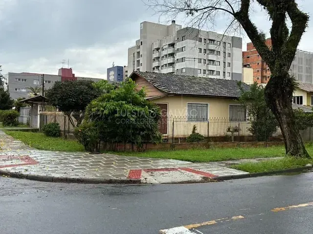Casa com 139m² 3 quartos e 1 banheiro, à venda, no bairro Bacacheri em Curitiba