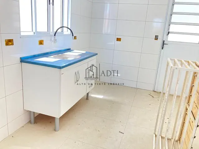 Casa 3 quartos e 1 banheiro, à venda, no bairro Vila Melchizedec em Mogi das Cruzes