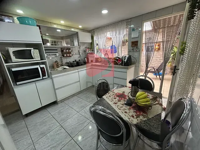 Casa 2 quartos e 2 banheiros, à venda, no bairro Jardim São Valentim em Pirassununga