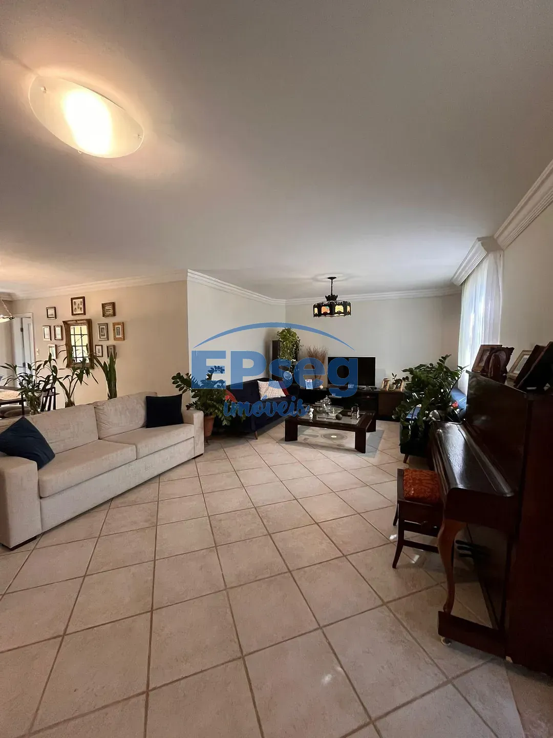 Casa, 5 quartos, 230 m² - Foto 3