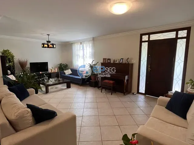Casa 5 quartos e 5 banheiros, à venda, no bairro Piatã em Salvador
