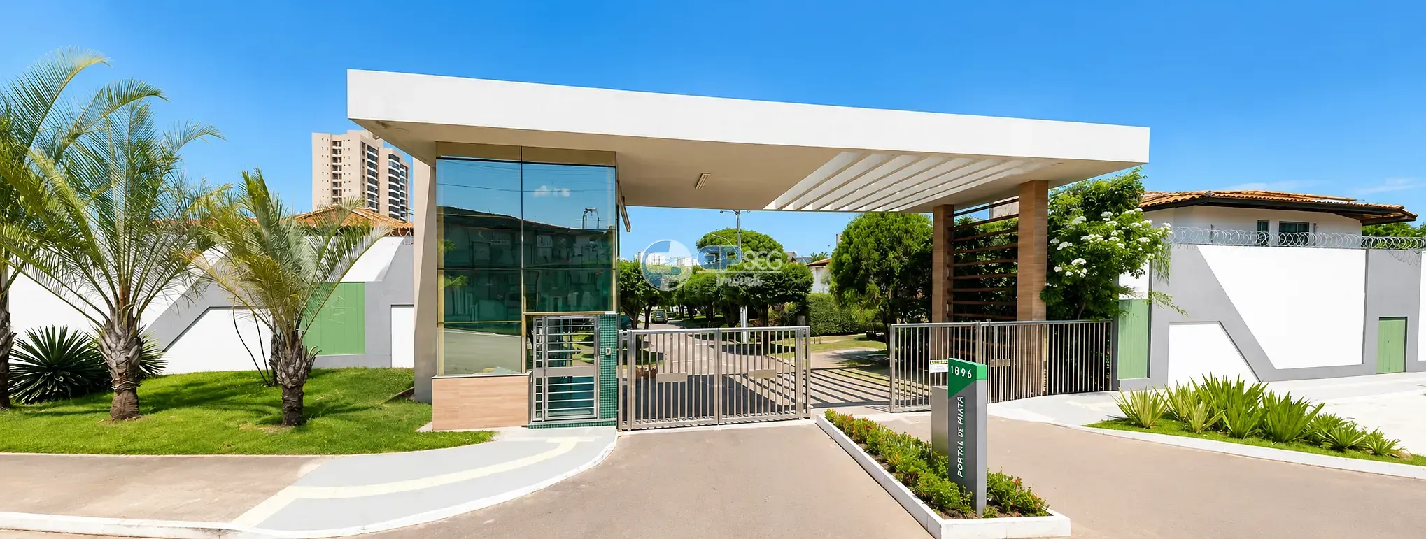 Casa, 5 quartos, 230 m² - Foto 1