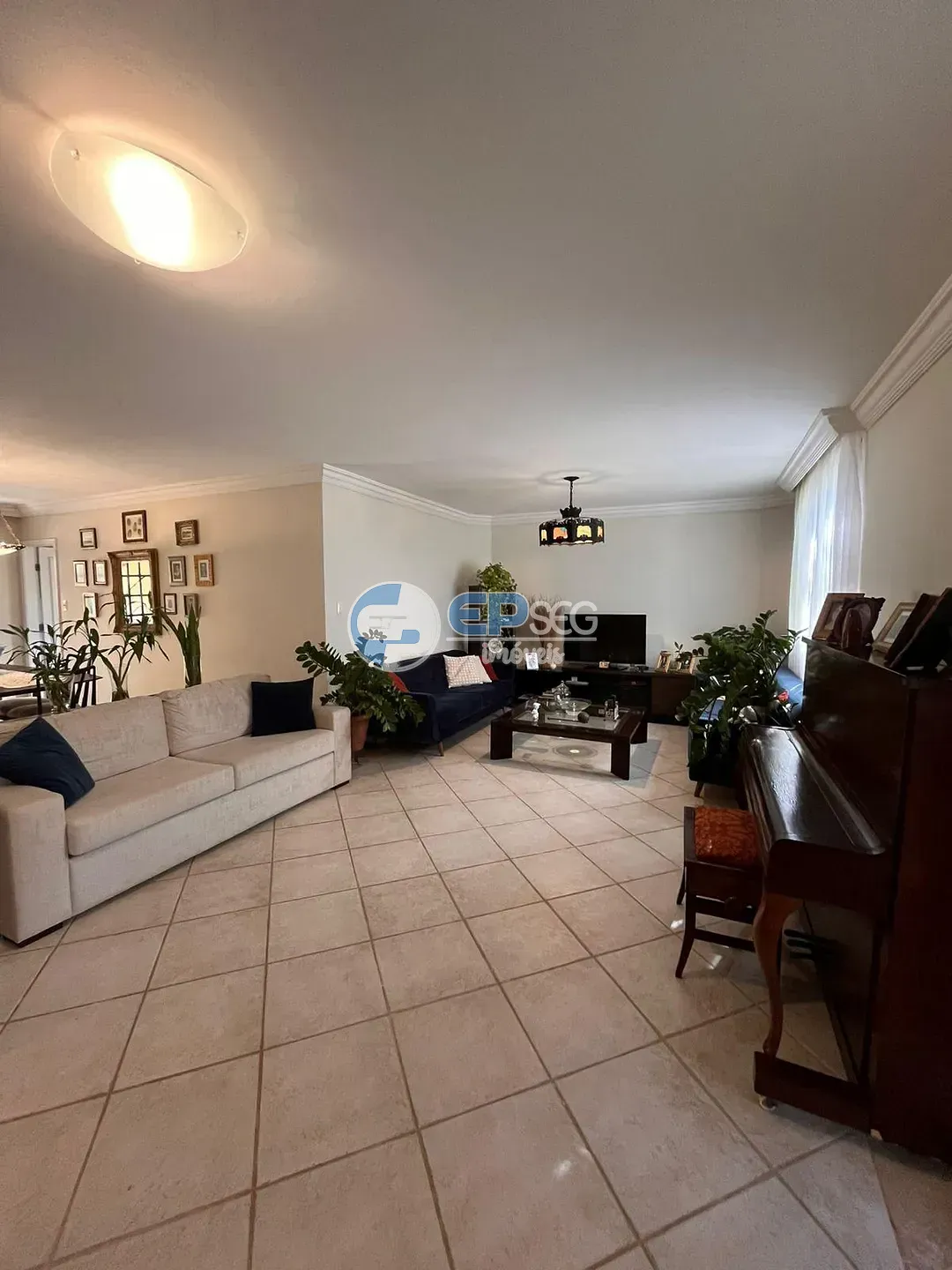 Casa, 5 quartos, 230 m² - Foto 3