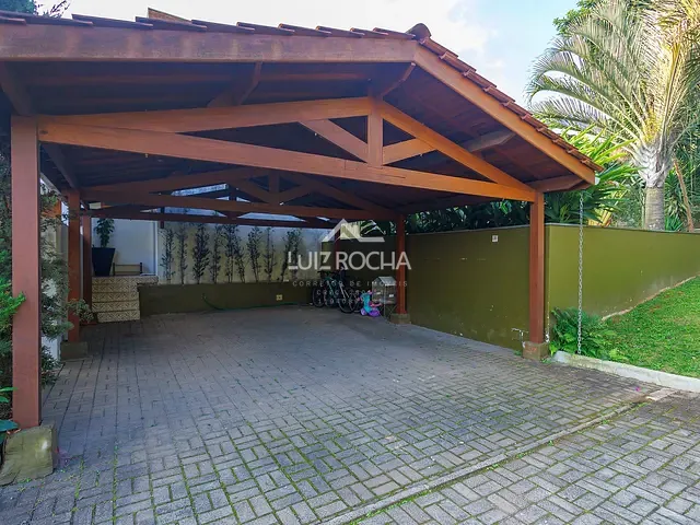 Casa com 160m² 3 quartos e 3 banheiros, à venda, no bairro Chácara Canta Galo em Cotia