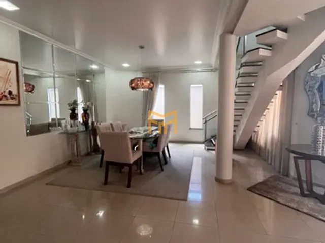 Casa com 400m² 4 quartos e 6 banheiros, à venda, no bairro Castanheira em Belém