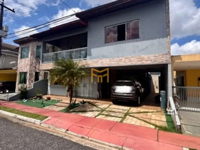 Casa com 400m² 4 quartos e 6 banheiros, à venda, no bairro Castanheira em Belém