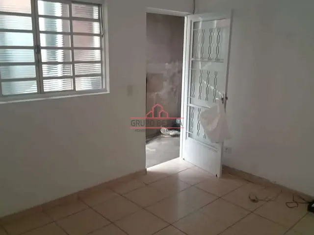 Casa com 128m² 1 quarto e 1 banheiro, à venda, no bairro Vila Engenho Novo em Barueri