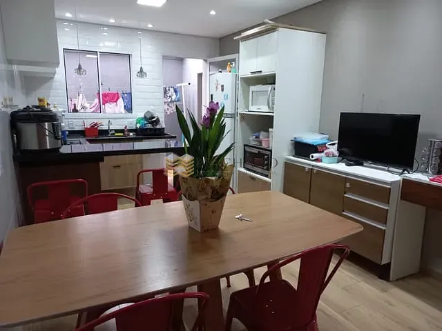 Casa 2 quartos e 1 banheiro, à venda, no bairro Jardim Pacaembu em Jundiaí